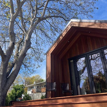 Walnut On Russell Villa วานากา ภายนอก รูปภาพ