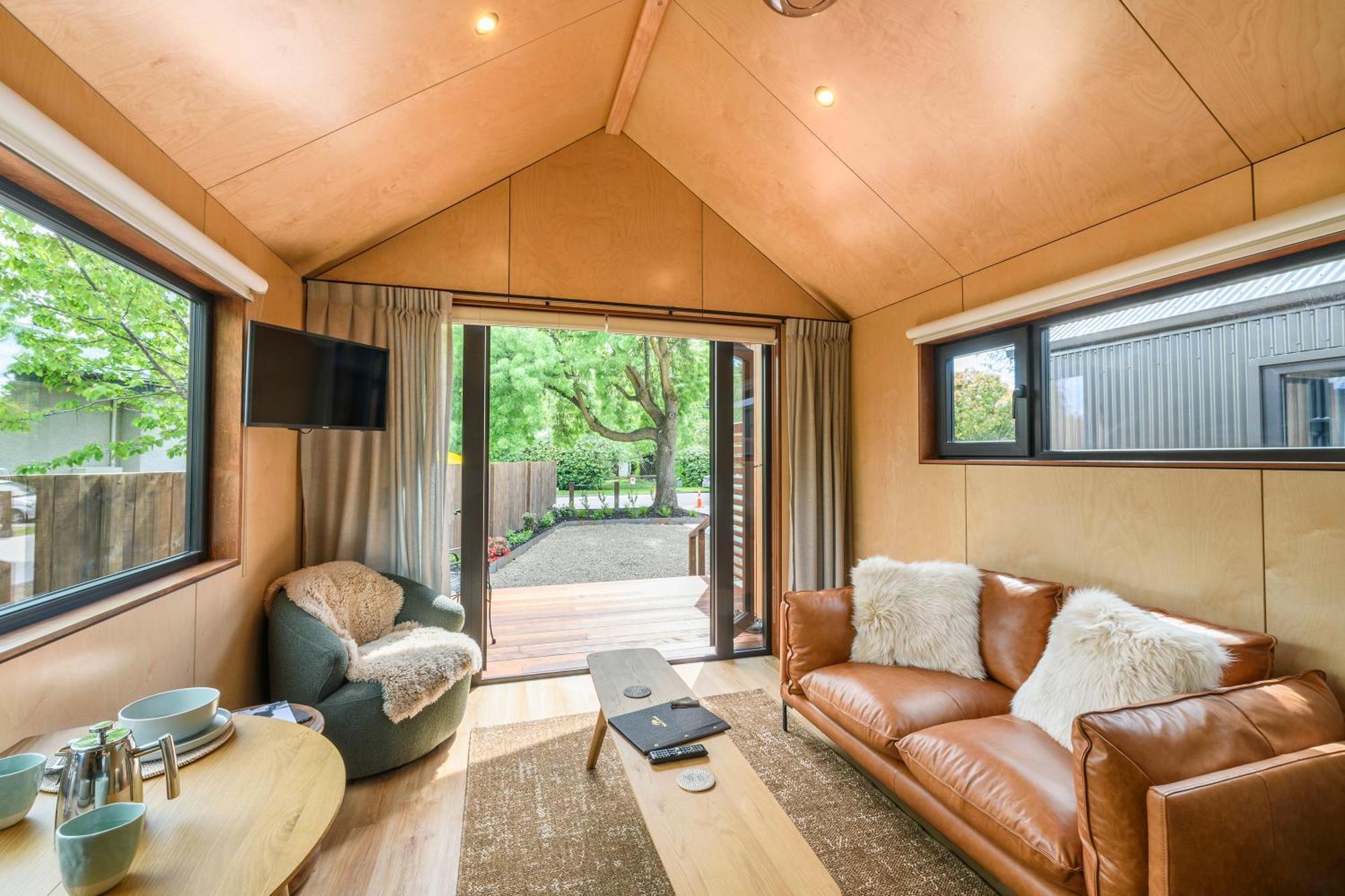 Walnut On Russell Villa วานากา ภายนอก รูปภาพ